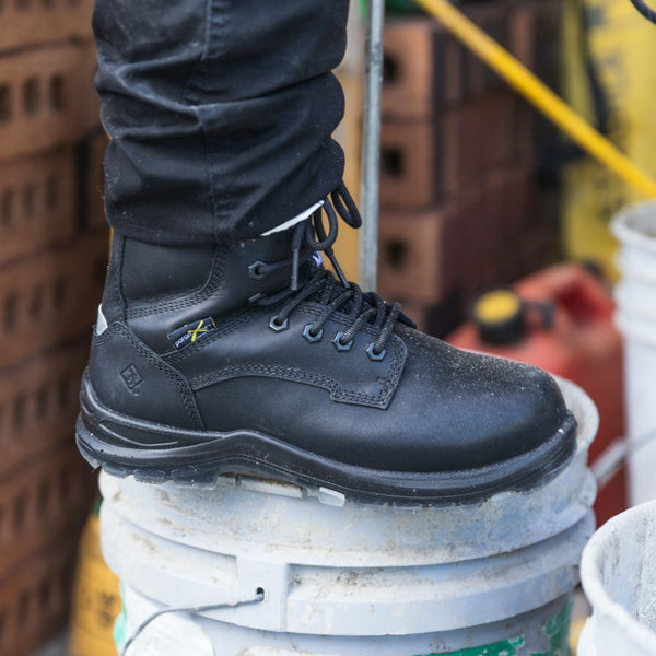 Botte de travail Terra Brenn de 8po pour femmes à cap de composite avec METGUARD TR0A4NRDBLK - Noir